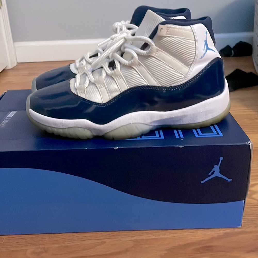 Jordan 11 Win like 82